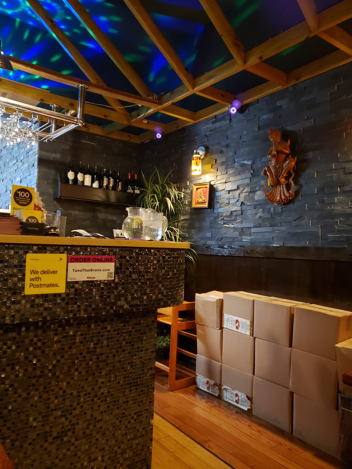 Tana Thai Restaurant