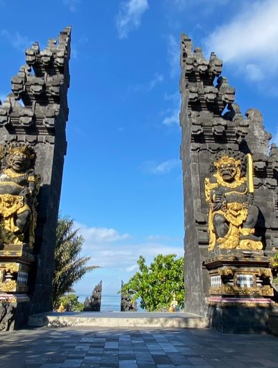 מקדש טנה לוט — תמונה 3