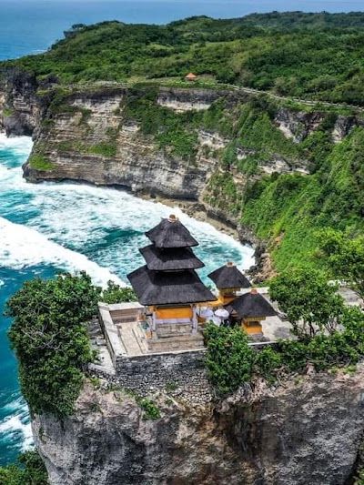 מקדש אולוואטו — על קצה הצוק מעל האוקיינוס — תמונה 3