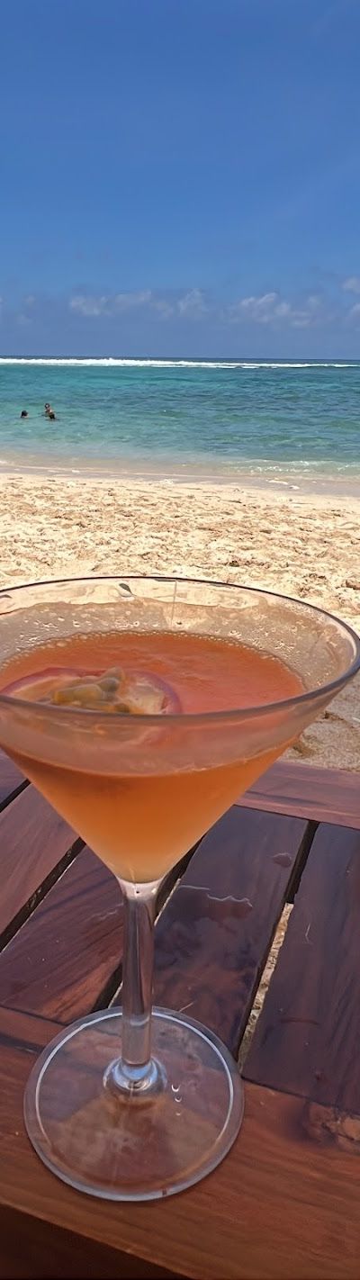 סאנדייז ביץ' קלאב — תמונה 4