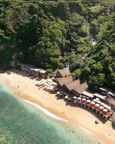 סאנדייז ביץ' קלאב — תמונה 5