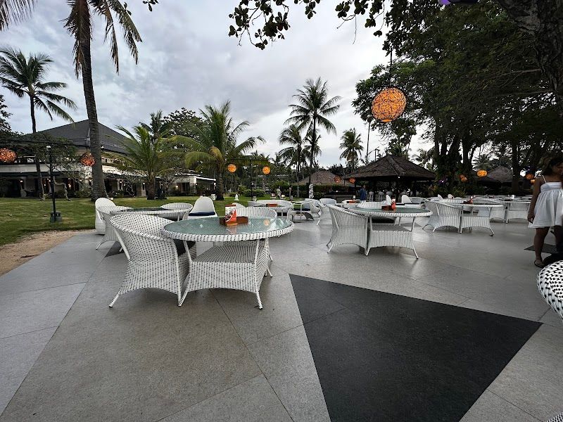 סאנסט ביץ' בר אנד גריל — תמונה ראשית