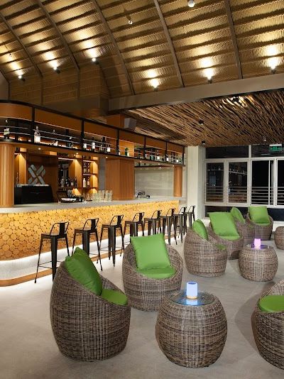 דה אינפיניטי סאנסט בר