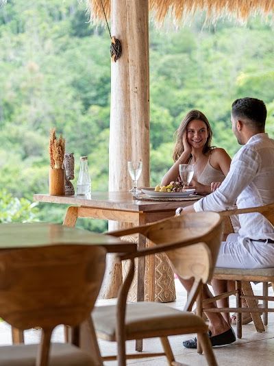 מסעדת אסמט אמד