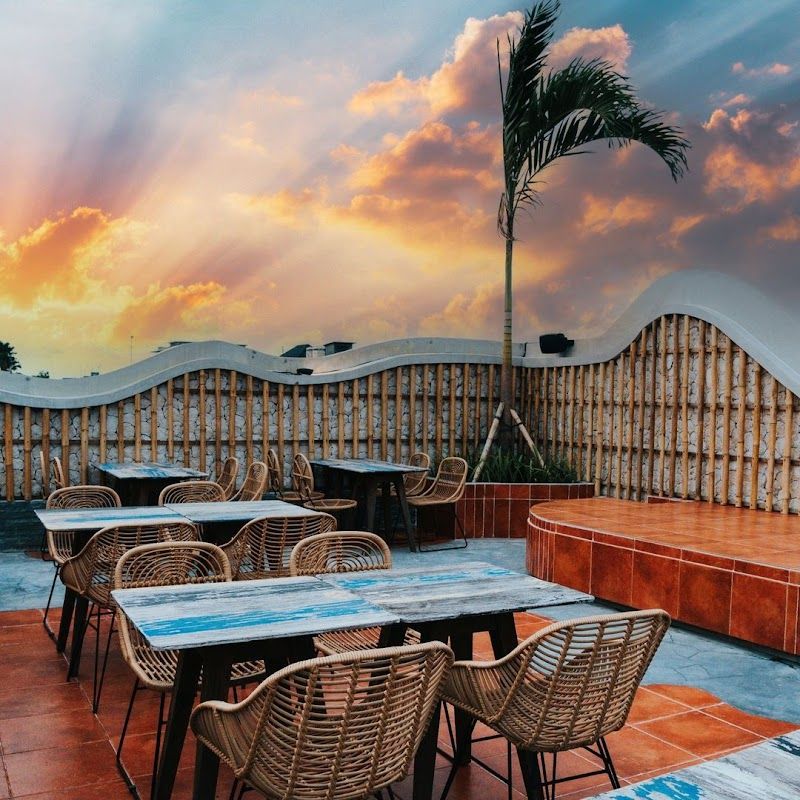 ביץ' בוי צ'אנגו — תמונה ראשית