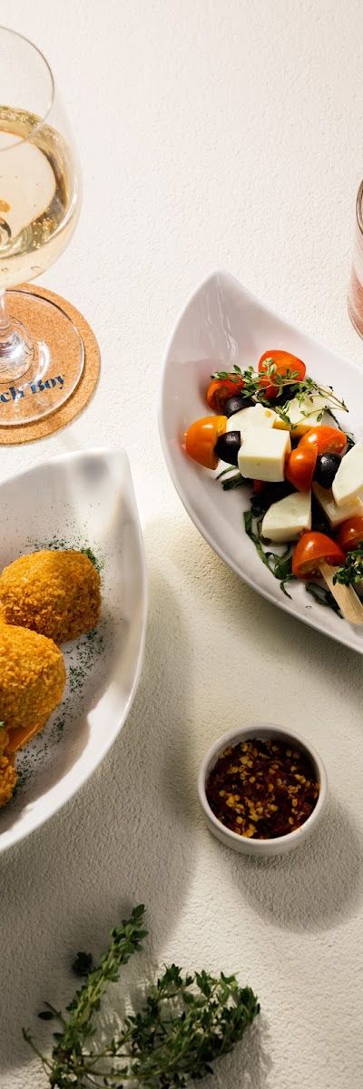 ביץ' בוי צ'אנגו — תמונה 3