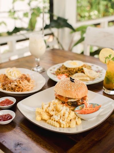 מאמבו ביץ' רסטורנט — תמונה 3