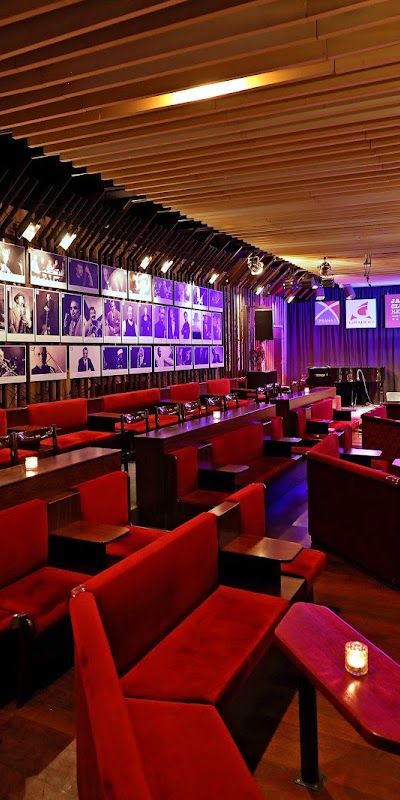 רדוטה ג'אז קלוב - המועדון שבו ביל קלינטון ניגן סקסופון