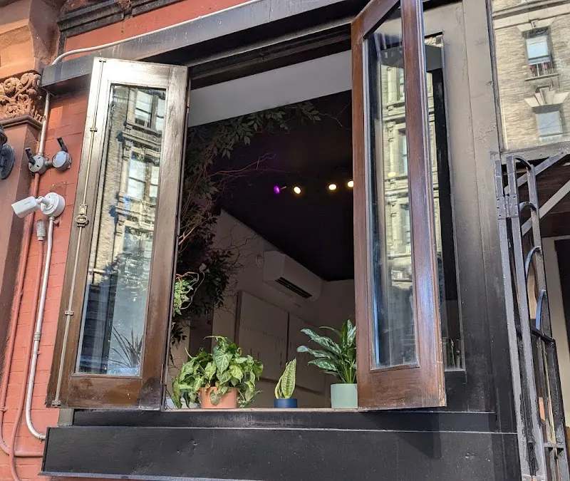 Chaotic Good Café