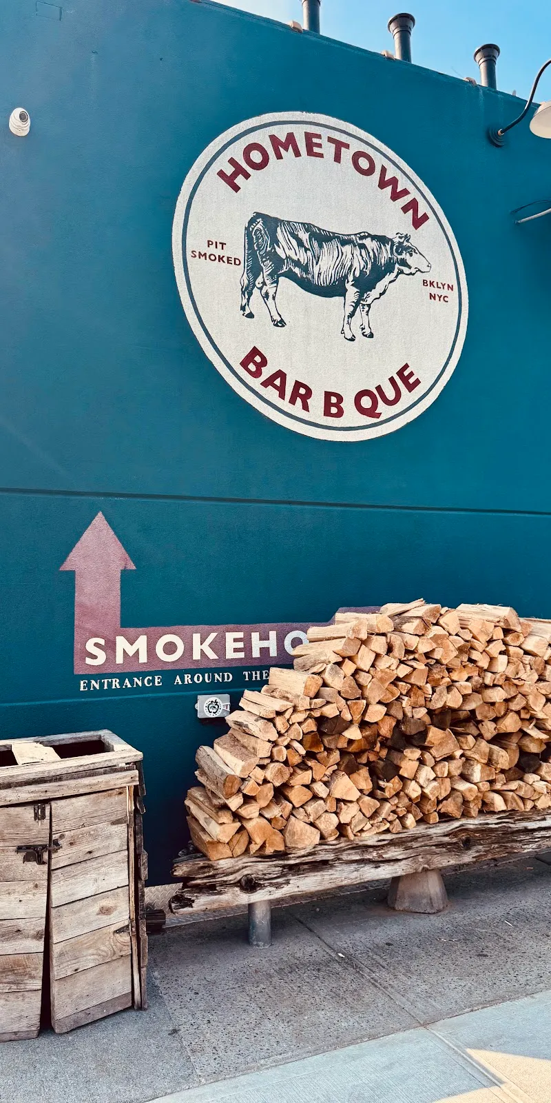 Hometown Bar-B-Que